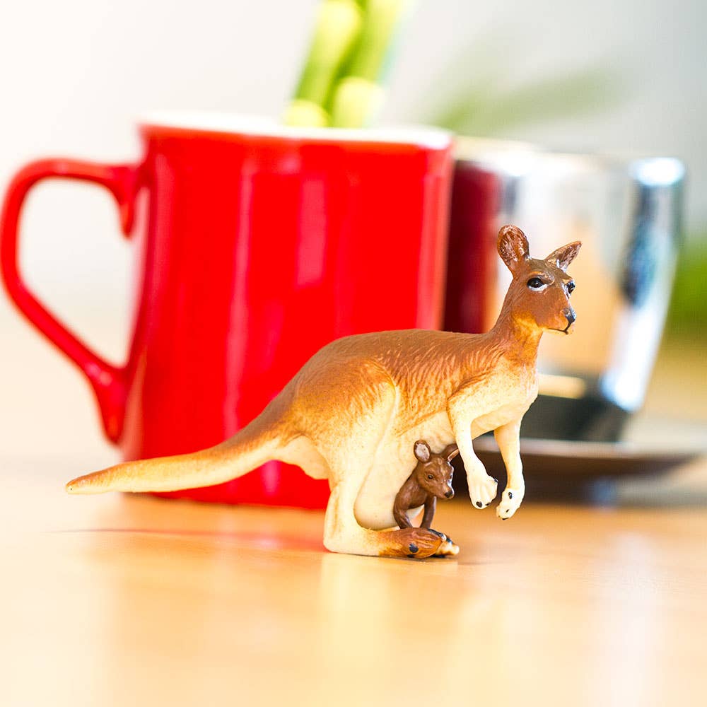 Kangaroo With Baby - 292029